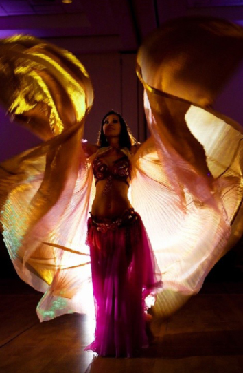 Belly dancer